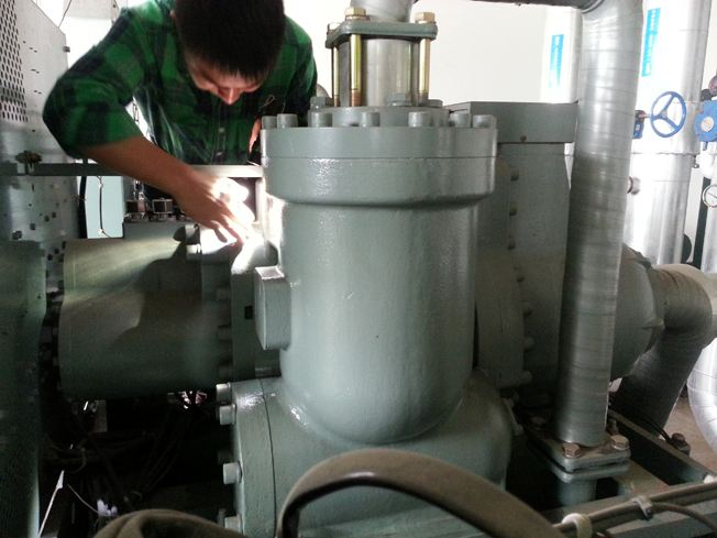 北侖螺桿冷水機組維修
